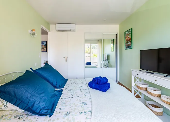 Cassis - Le Capucine, 4Pers, Terrasse, Classe 3 Etoiles