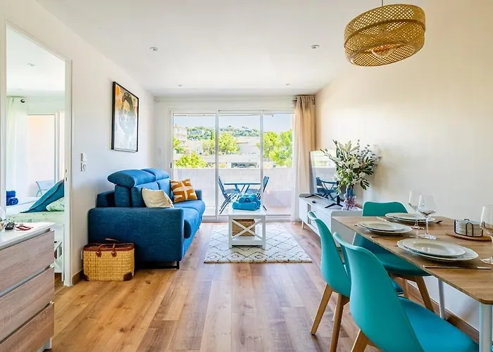 Cassis - Le Capucine, 4Pers, Terrasse, Classe 3 Etoiles